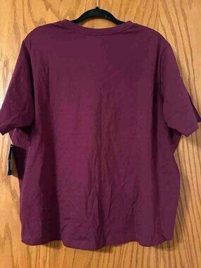urgundy Wine Red Crew Neck Short Sleeve Basic Tee NWT Soft Cotton Blend T‑Shirt
